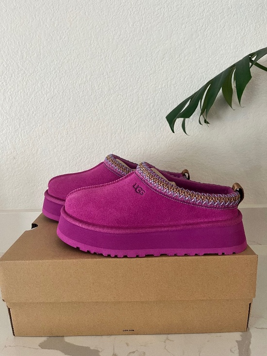 UGG Shoes - Women’s Tazz Ugg fuchsia pink size 7 US (5 UK) (38 EU)